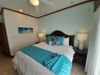 Los Sueños Spacious 1+1 Condo