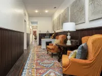 Large Downtown Artist's Loft, 30 min to Lexington, Horse, Bourbon, R River Gorge Hotels in Clark County