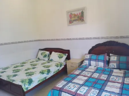 The House with 3 bedrooms and big garden Отели рядом с достопримечательностью «Linh Long Tu Temple»