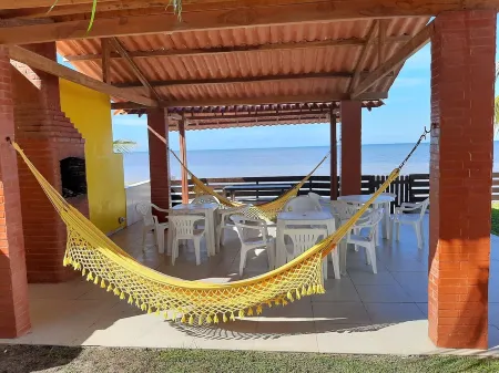 Beach house by the sea, with pool and WI FI in Praia Azul - Pitimbu/PB