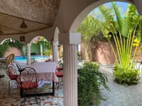 Villa 145 m² with swimming pool 100 metres from the sea Air conditioning in living room +1bedroom