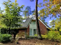 Beautiful 10-person house in the Veluwe with sauna, pet friendly