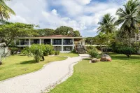Villa Potrero Luxury Private Beachfront Home with Housekeeper, Concierge