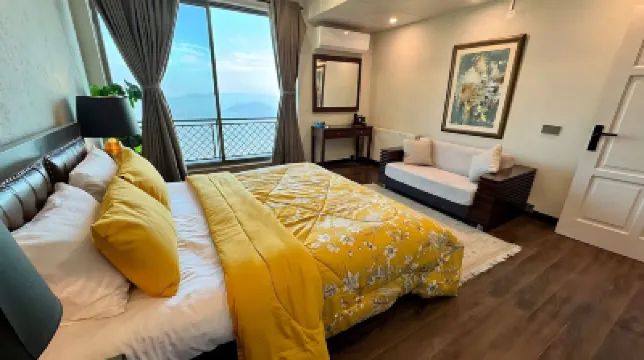 로열 서비스드 코티지  호텔