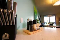 Stylish Calgary Downtown Executive Suite #BL231315