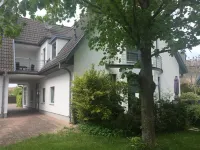 Maisonette apartment, 250 m from the natural beach Hotels in Börgerende-Rethwisch