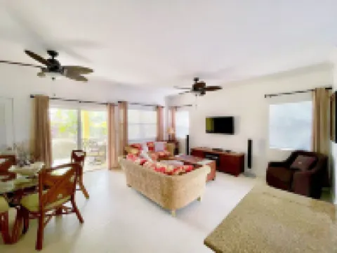 Villa Diez, Pool & Boat Charters