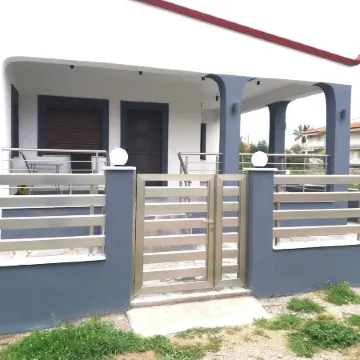 Nea Vrasna Sun House