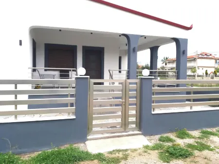 Nea Vrasna Sun House Отели в г. Tragilos