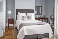 Shadow Lawn Inn Hotels in Kings County