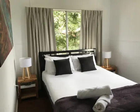 Ocean Breeze Units Hotels in Bowen