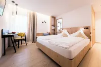 크론플라츠-리조트 호텔 크리스탈