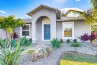 Private Yard & Screened Patio: Sunny Sebastian Gem - 2-Star