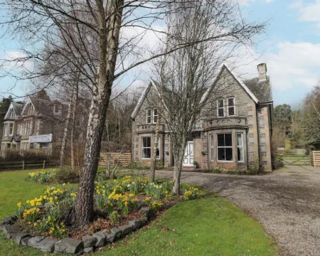 Arden House Hotels in Kingussie