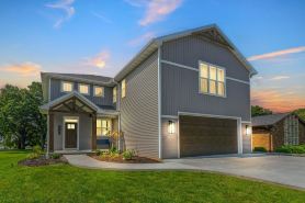 Lakefront 4Br w/ Dock & Kayaks Oshkosh