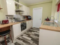 55 Wellwood Street Hotels in Cresswell