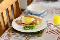 Old Oak Guest House - breakfast