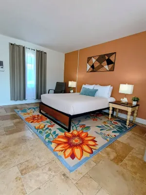 Bonsai - A Modern Motor Court Hotels in Merritt Island
