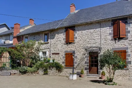 Relais d'Auvergne Отели в г. Манза