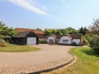 Oast Cottage Hotels in Tonbridge and Malling District