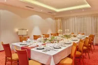 Hotel Schlosskrone Hotels in Hohenschwangau