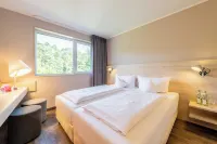 Serways Hotel Feucht Ost Hotels in Schwarzenbruck