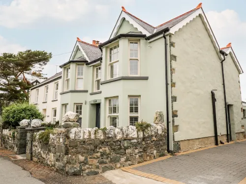 Dolwern Hotels in Fishguard and Goodwick