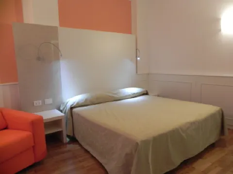 Affittacamere Via Mazzini Hotels near Stresa