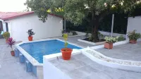 El Mirador Suites