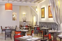Hôtel Aux Vieux Remparts - Wifi
