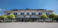 Hotel Ristorante Continental Hotels in Capriate San Gervasio