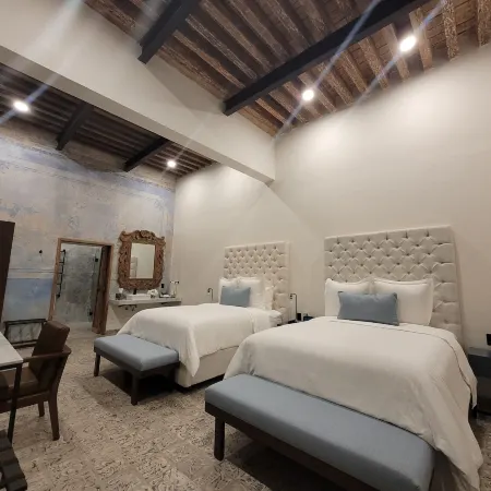 Milo Collection Hotel