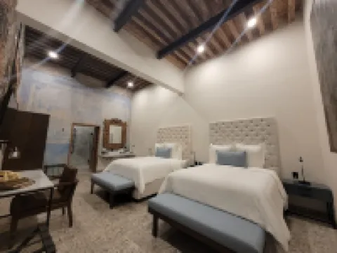 Milo Collection Hotel