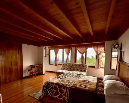 波薩達克特薩林 庫埃察蘭酒店