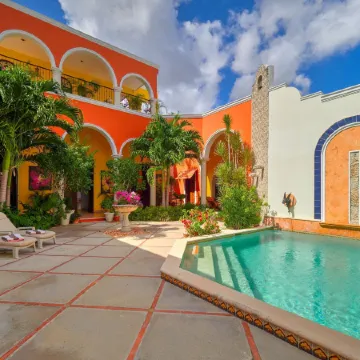 Casa Oasis Guest House and Spa