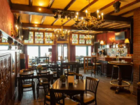 Hotel en Grand Café de Pauw Hotels in Roermond
