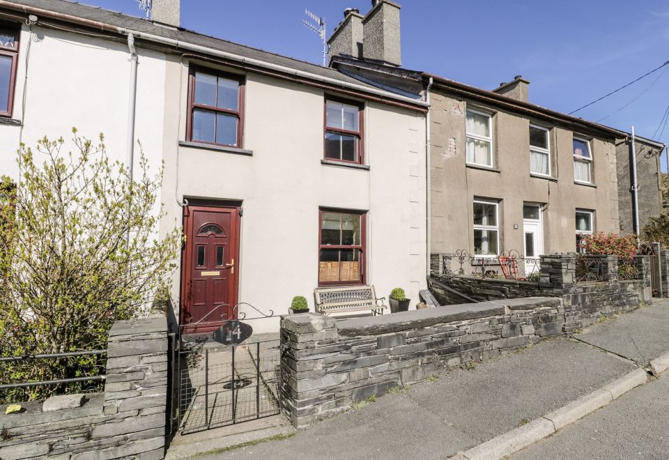 Miners Cottage - Housity