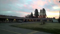 Cle Elum Travelers Inn - Parking