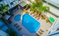 Hotel Presidente Beach Salinas - Pools
