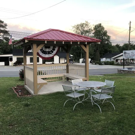 Ellijay Inn - Downtown Ellijay