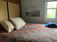 Central and Shady 1-bedroom house in Yellow Springs with WiFi and AC