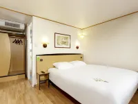 Premiere Classe Grenoble Nord - Moirans Hotels in Isere