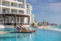 Sun Palace - All Inclusive Adults Only - Infinity Pools