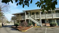Motel Puyallup فنادق في بويالوب