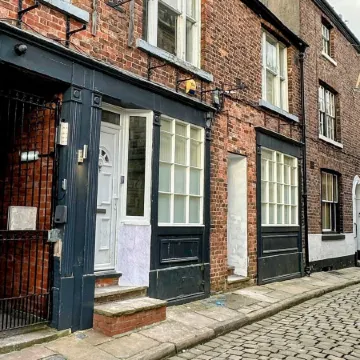 Macclesfield Lodge
