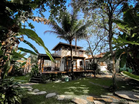 Casa Ecológica Paraty Отели рядом с достопримечательностью «Centro Cultural SESC Paraty»