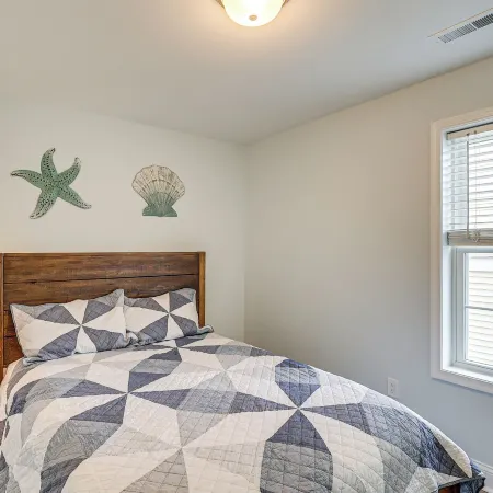 Wildwood Condo w/ Pool Access - Walk to Beach