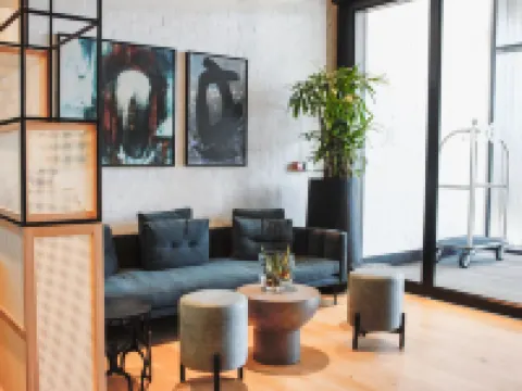 Bridgewater Apartments Hotels in Century City