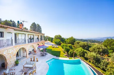 Le Clos des Senteurs de Chateauneuf de Grasse Hotel di Grasse