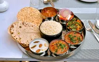 Click Sunburry Hotel Katra - breakfast